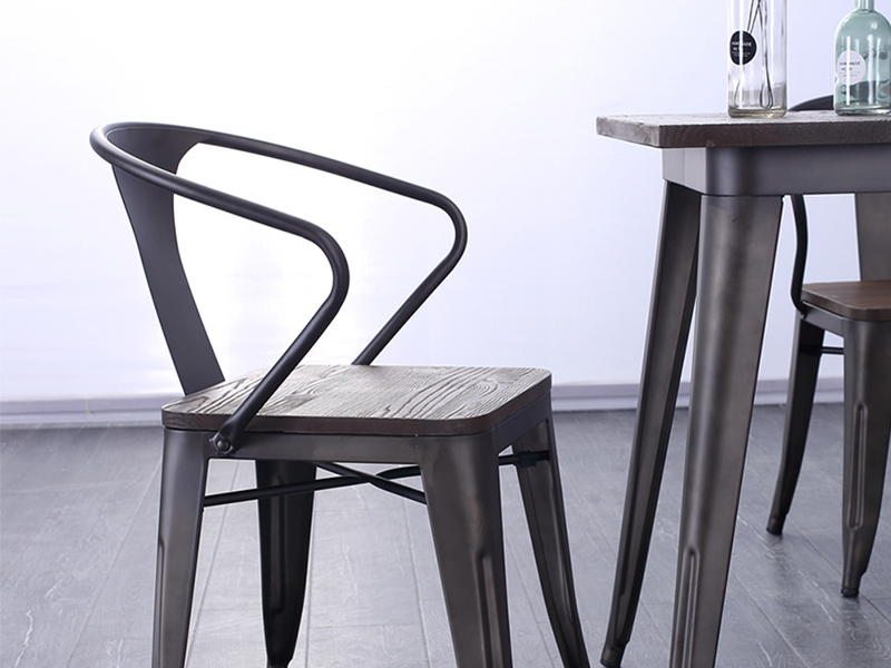 Uptop Furnishings-Outdoor Metal Chair, Rusty Indoor-outdoor Metal Dining Chair-1
